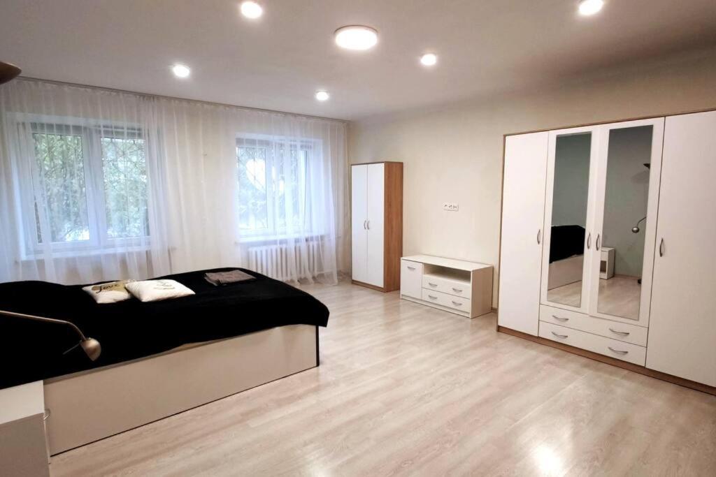 Two Room Apartment In A Prestigious Location Warszawa Zewnętrze zdjęcie